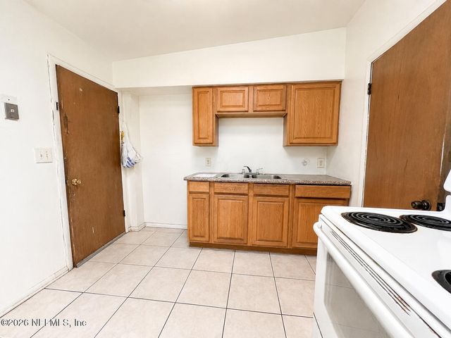 1630 W 28TH Street W, Jacksonville, FL 32209