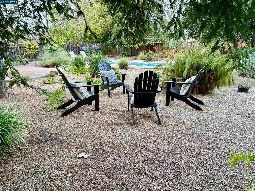 Image 16 of property listing at 54 54 Carlos Court, Walnut Creek, CA 94597