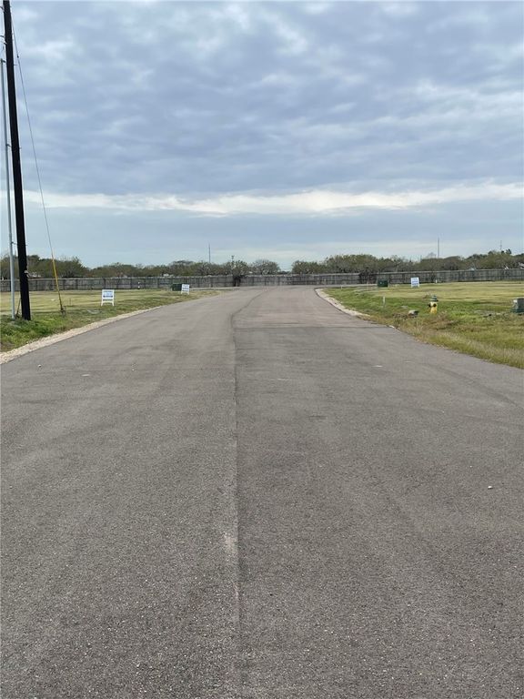 5414 Lula, Corpus Christi, TX 78412 — exterior