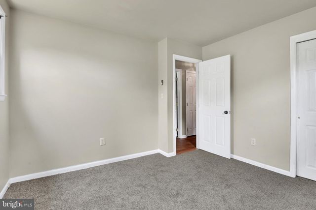 2504 FAIRMOUNT RD, Hampstead, MD 21074