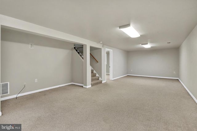2504 FAIRMOUNT RD, Hampstead, MD 21074