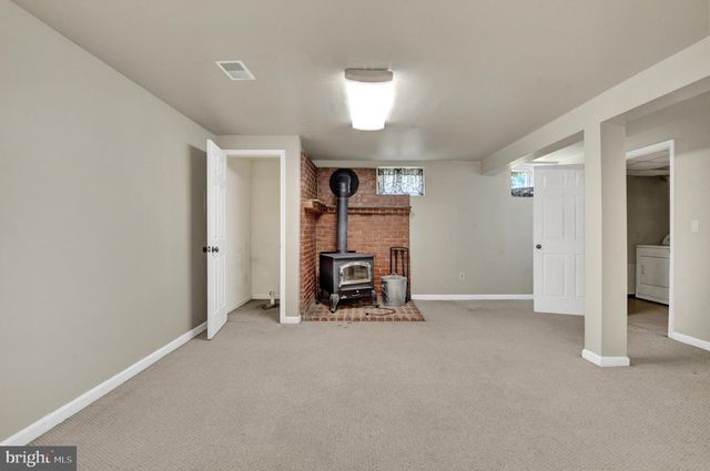 2504 FAIRMOUNT RD, Hampstead, MD 21074