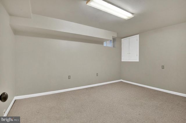 2504 FAIRMOUNT RD, Hampstead, MD 21074