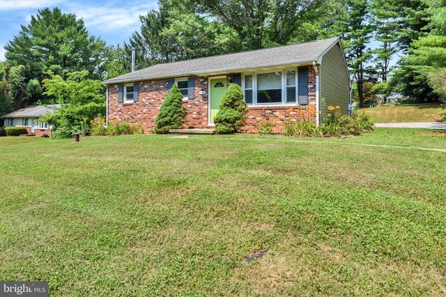 2504 FAIRMOUNT RD, Hampstead, MD 21074