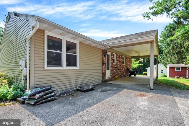 2504 FAIRMOUNT RD, Hampstead, MD 21074