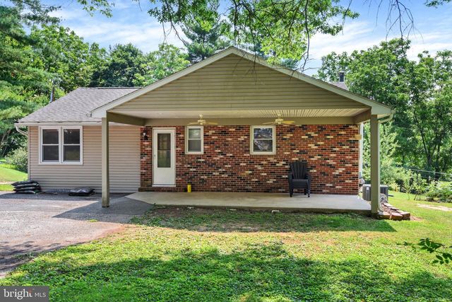 2504 FAIRMOUNT RD, Hampstead, MD 21074