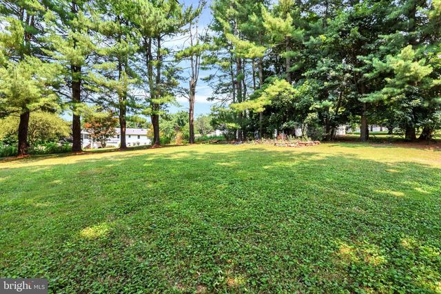 2504 FAIRMOUNT RD, Hampstead, MD 21074