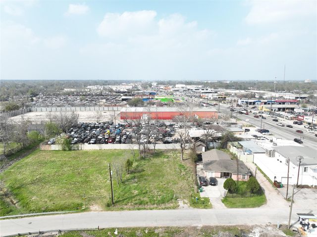 710 Marcella Street, Houston, TX 77091