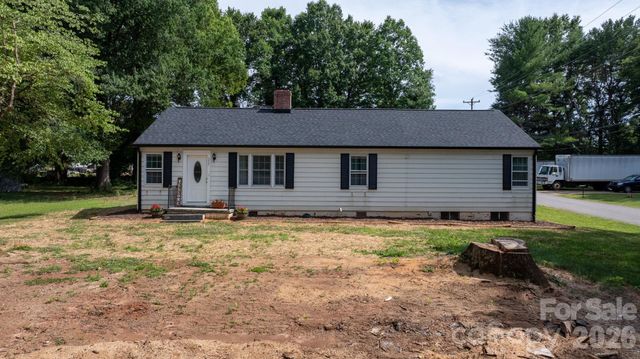 227 W 27th Street, Newton, NC 28658