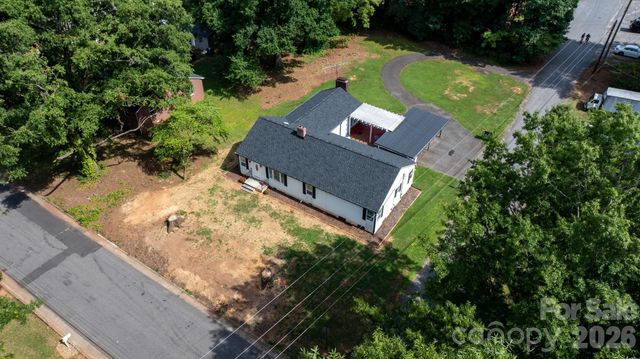 227 W 27th Street, Newton, NC 28658