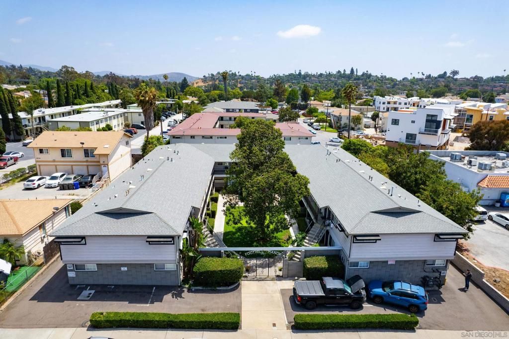8969 Grossmont Blvd, La Mesa, CA 91941 — exterior