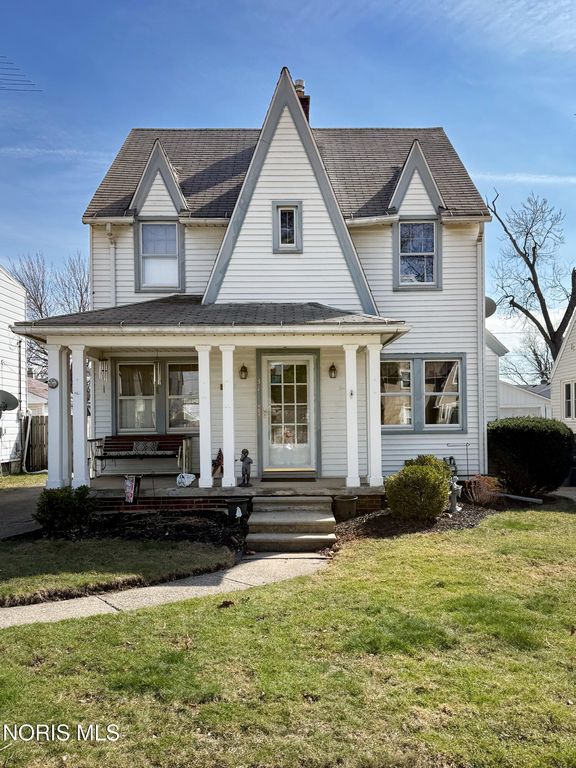 31 W Capistrano Avenue, Toledo, OH 43612