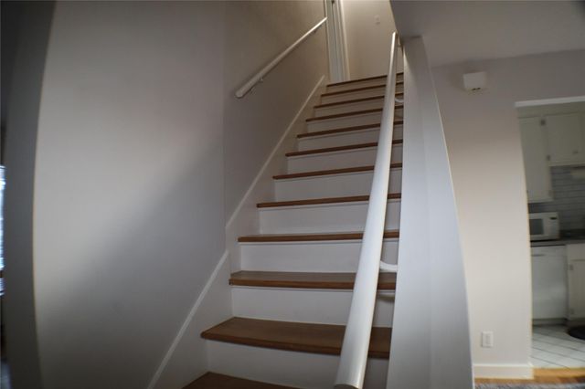 4020 Blue Bonnet Boulevard B, Houston, TX 77025