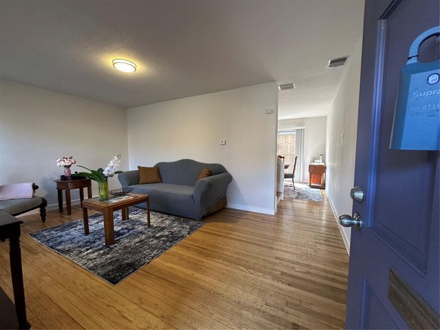 4020 Blue Bonnet Boulevard B, Houston, TX 77025