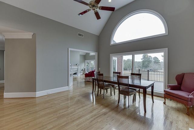 5685 Golf Club Drive, Braselton, GA 30517