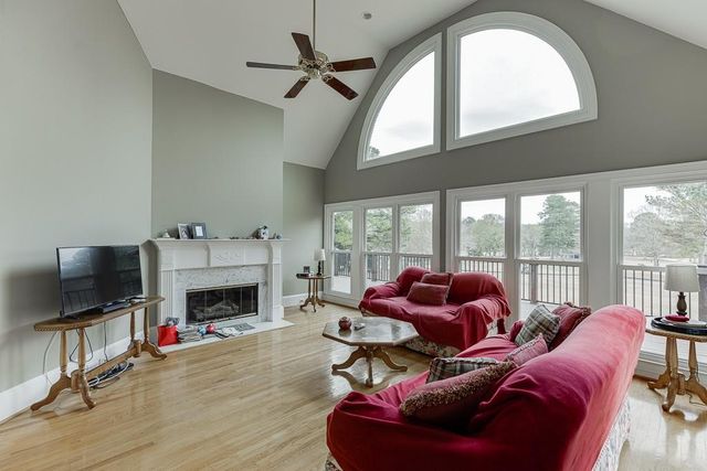 5685 Golf Club Drive, Braselton, GA 30517