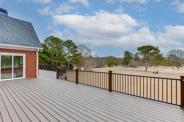 5685 Golf Club Drive, Braselton, GA 30517