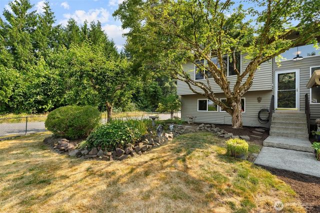 12817 48th Drive SE, Everett, WA 98208