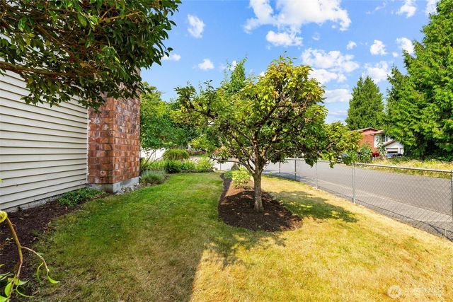 12817 48th Drive SE, Everett, WA 98208