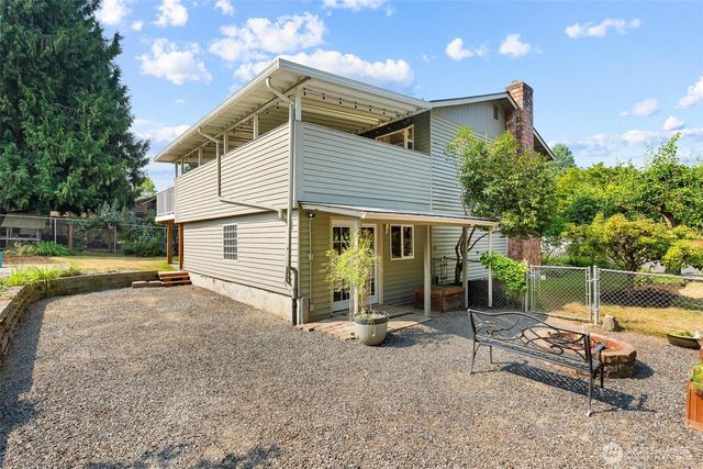 12817 48th Drive SE, Everett, WA 98208