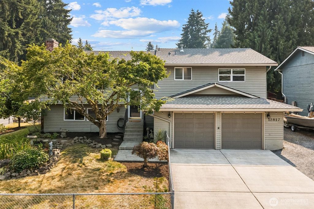 12817 48th Drive SE, Everett, WA 98208