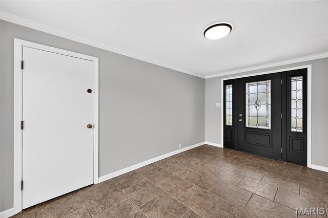 6231 Archwood Lane, St Louis, MO 63123