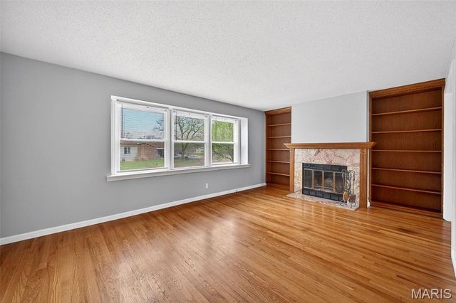 6231 Archwood Lane, St Louis, MO 63123