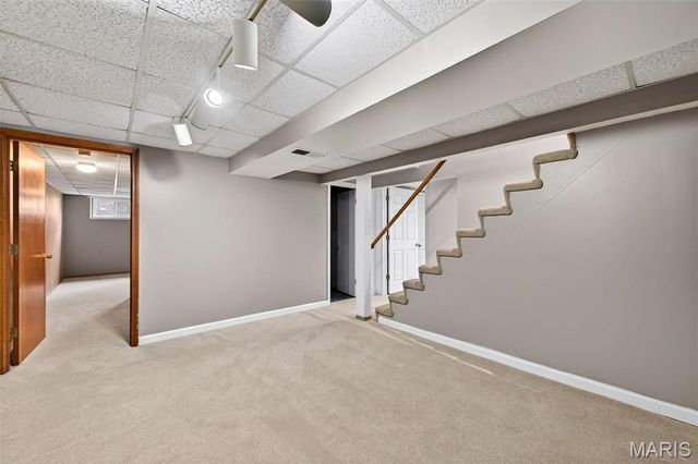 6231 Archwood Lane, St Louis, MO 63123