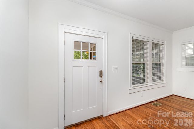 2110 Dartmouth Place, Charlotte, NC 28207