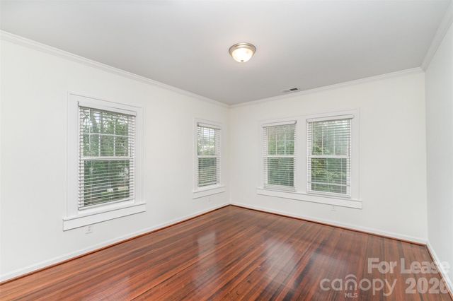 2110 Dartmouth Place, Charlotte, NC 28207