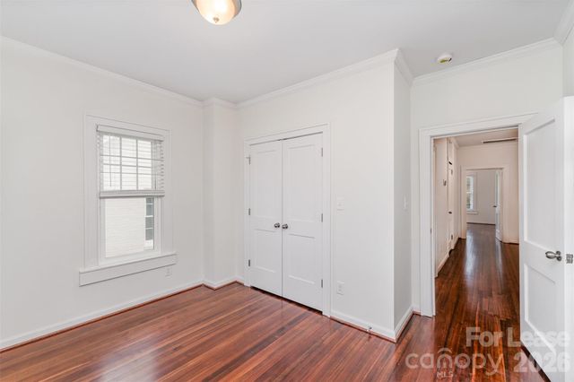 2110 Dartmouth Place, Charlotte, NC 28207