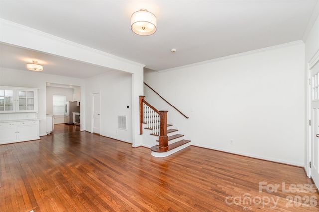 2110 Dartmouth Place, Charlotte, NC 28207