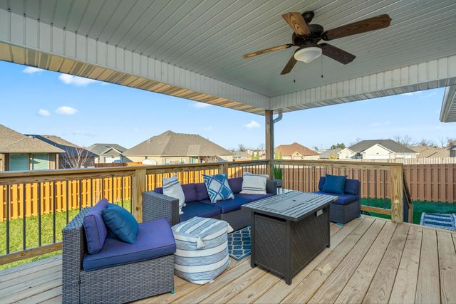 2314 W Sorrento Court, Ozark, MO 65721