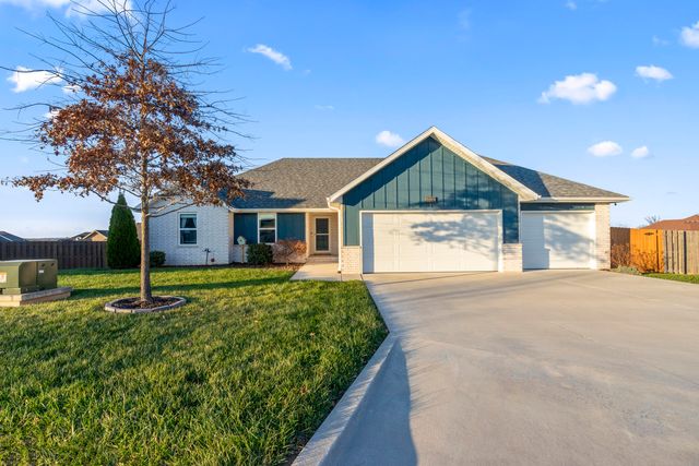 2314 W Sorrento Court, Ozark, MO 65721