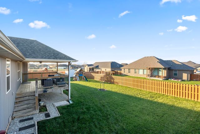 2314 W Sorrento Court, Ozark, MO 65721