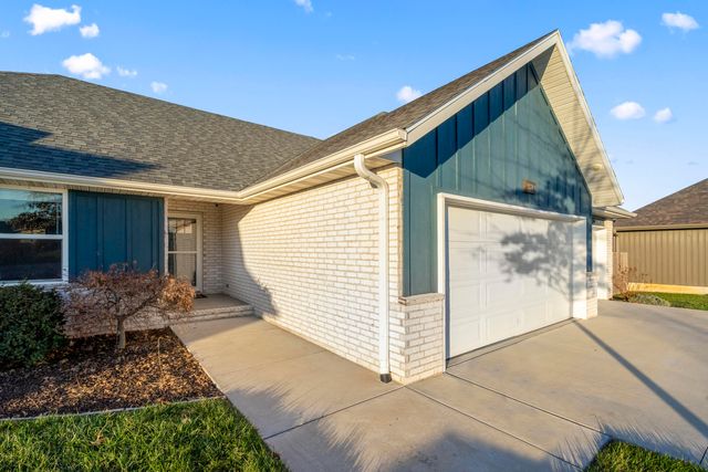 2314 W Sorrento Court, Ozark, MO 65721