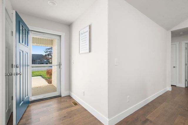 2314 W Sorrento Court, Ozark, MO 65721