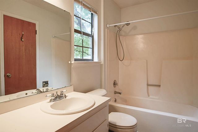 509 Fels Avenue, Fairhope, AL 36532