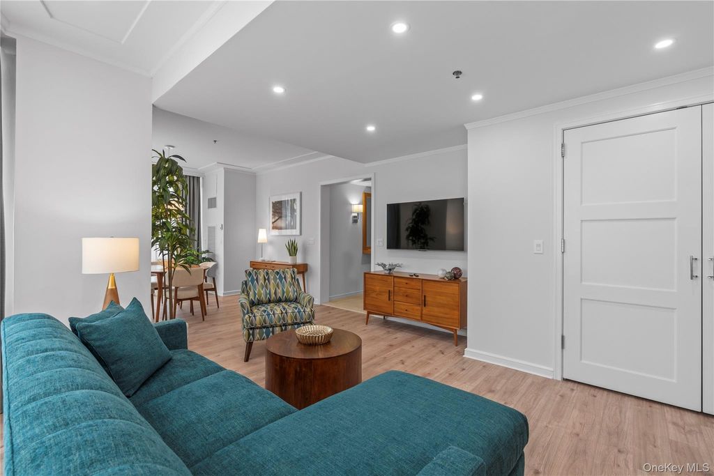 1 Renaissance Square 10H, White Plains, NY 10601 — photo 5