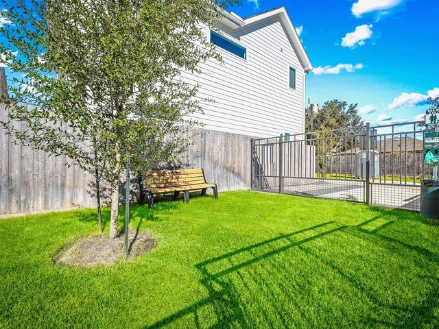 1013 Erin Street U, Houston, TX 77009