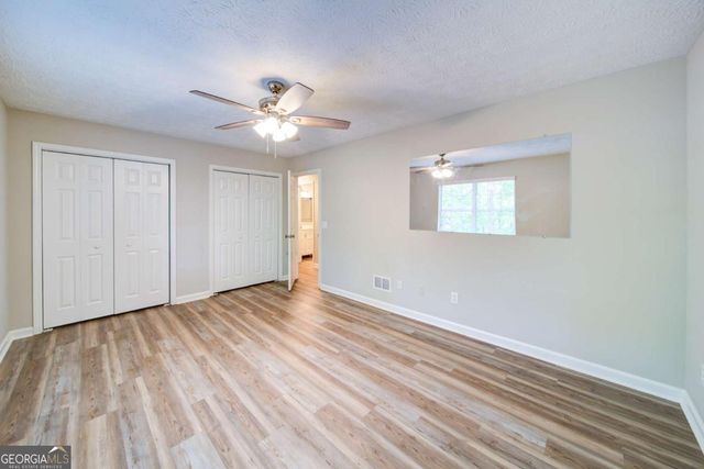 6020 Lakeside Court, Gainesville, GA 30506