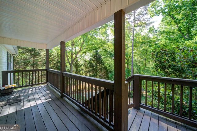 6020 Lakeside Court, Gainesville, GA 30506