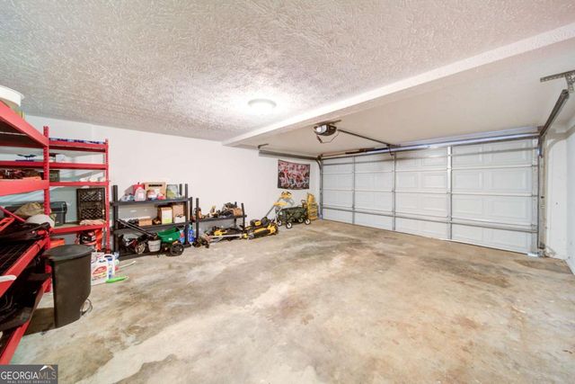 6020 Lakeside Court, Gainesville, GA 30506