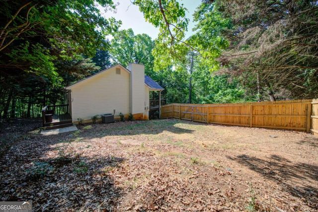 6020 Lakeside Court, Gainesville, GA 30506