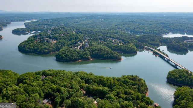 6020 Lakeside Court, Gainesville, GA 30506
