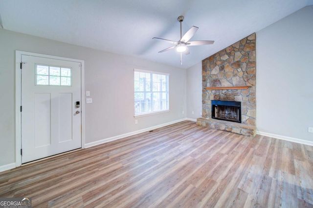 6020 Lakeside Court, Gainesville, GA 30506