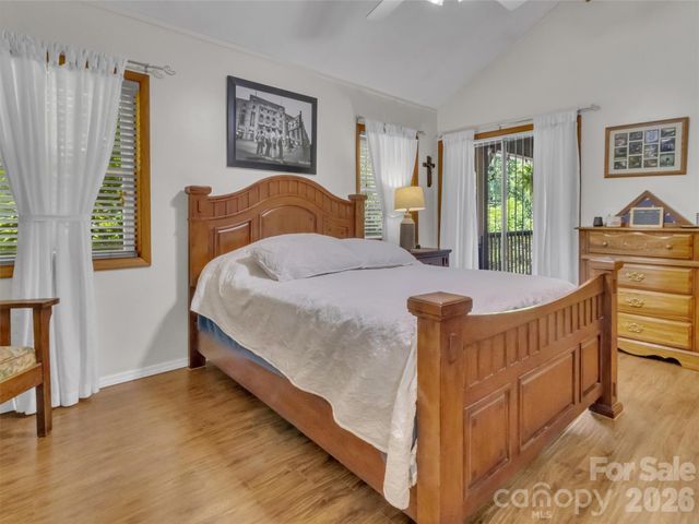 10 Bridle Drive, Maggie Valley, NC 28751