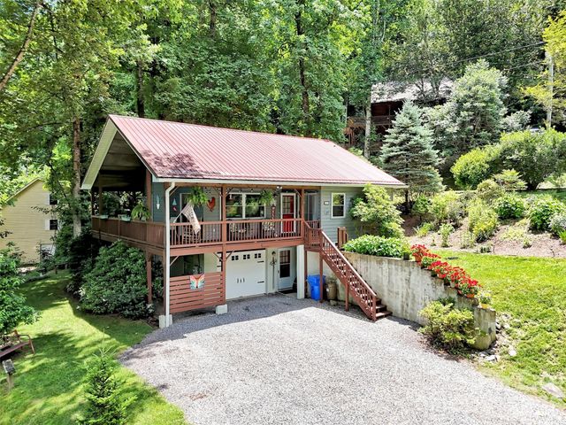 10 Bridle Drive, Maggie Valley, NC 28751