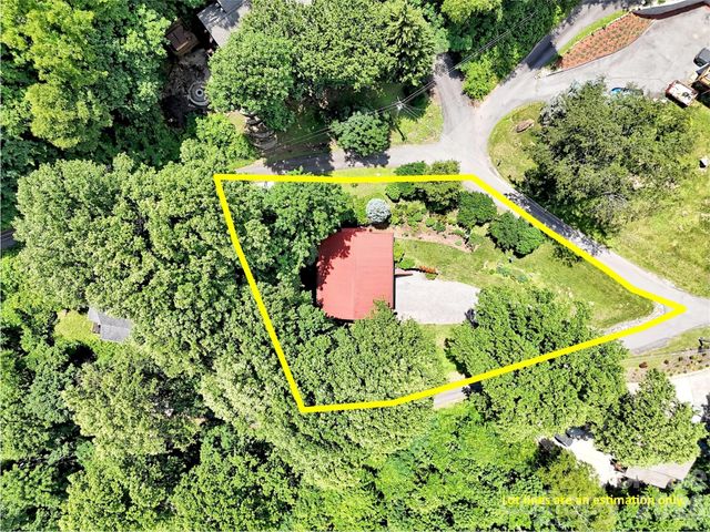 10 Bridle Drive, Maggie Valley, NC 28751