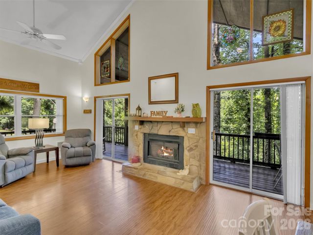 10 Bridle Drive, Maggie Valley, NC 28751